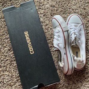 Women’s converse shoreline size 7
